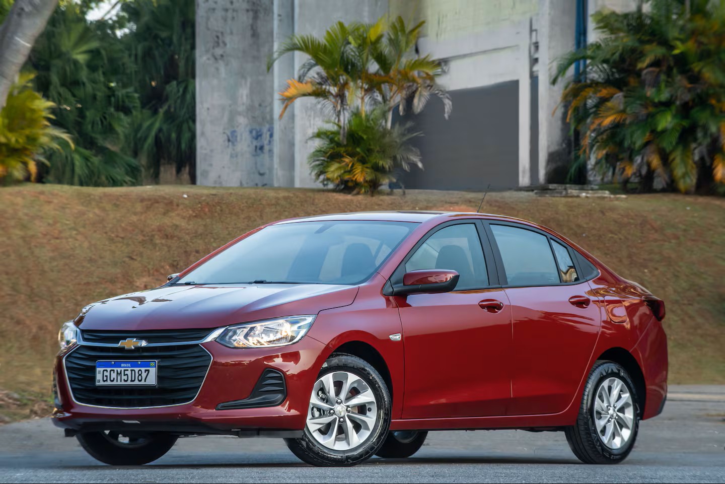 Plan ONIX PLUS 1.0T LT MT